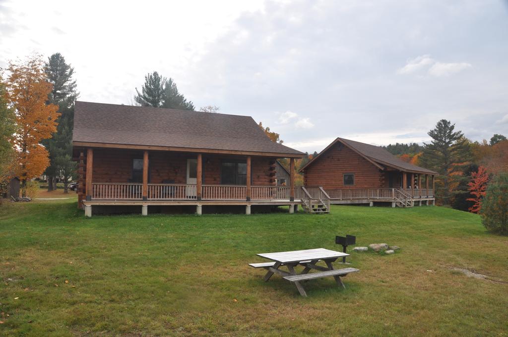 Muddy Moose Hotel Morrisville Exterior photo