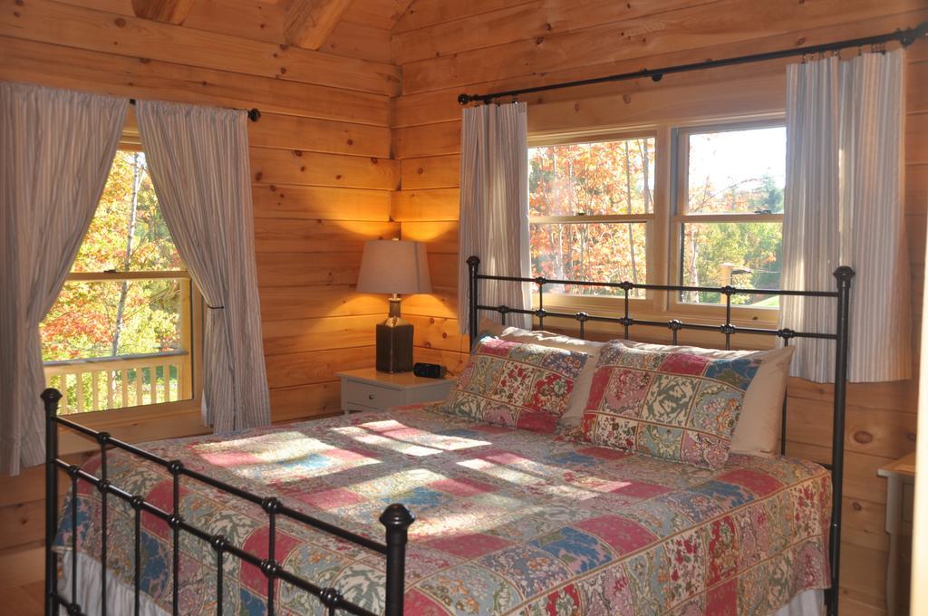 Muddy Moose Hotel Morrisville Exterior photo